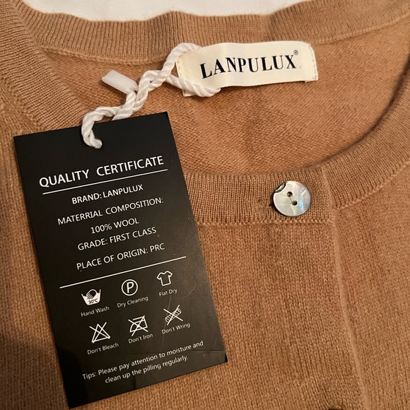 Lanpulux Button Wool Cardigan - Picture 2 of 4